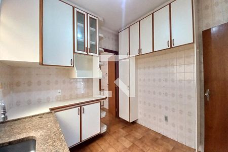 Casa à venda com 169m², 2 quartos e 3 vagasCozinha