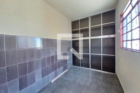 Casa à venda com 169m², 2 quartos e 3 vagasSala