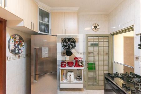 Casa à venda com 158m², 4 quartos e 2 vagas Casa à venda com 158m², 4 quartos e 2 vagasCozinha