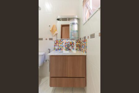 Casa à venda com 158m², 4 quartos e 2 vagas Casa à venda com 158m², 4 quartos e 2 vagasBanheiro da Suíte