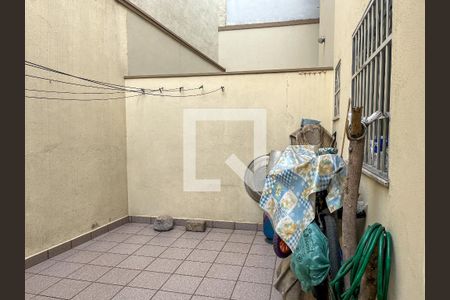 Casa para alugar com 150m², 3 quartos e 4 vagasQuintal