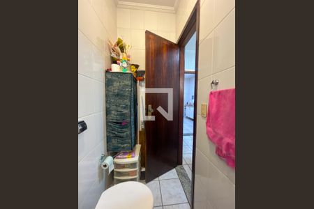 Casa para alugar com 150m², 3 quartos e 4 vagasBanheiro 2