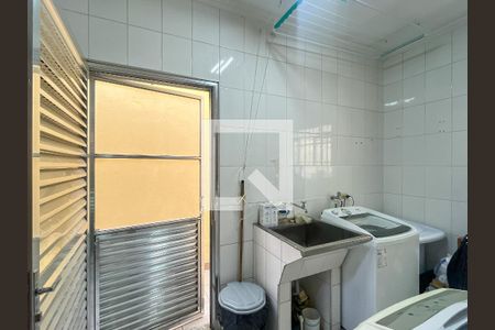 Casa para alugar com 150m², 3 quartos e 4 vagasÁrea de Serviço