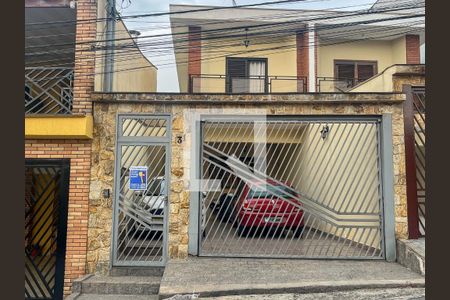 Casa para alugar com 150m², 3 quartos e 4 vagasFachada