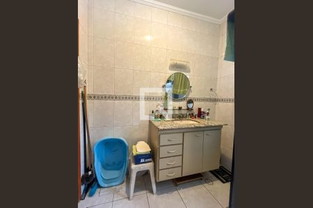 Casa para alugar com 150m², 3 quartos e 4 vagasBanheiro Corredor