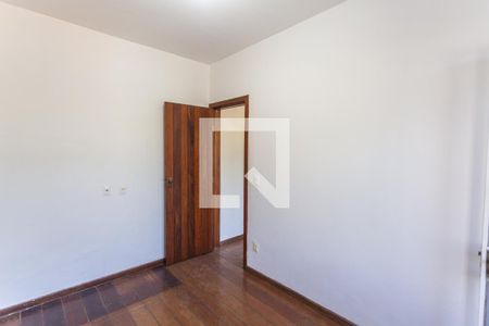Apartamento à venda com 140m², 3 quartos e 1 vagaQuarto 2