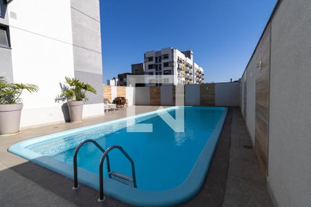 Apartamento à venda com 65m², 2 quartos e 2 vagas Apartamento à venda com 65m², 2 quartos e 2 vagasÁrea comum - Piscina