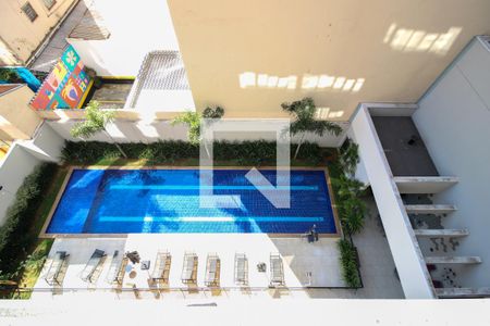 Varanda de kitnet/studio para alugar com 1 quarto, 25m² em Pinheiros, São Paulo