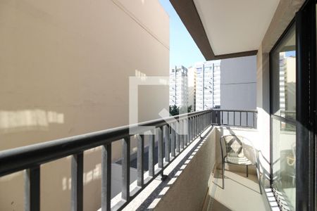 Varanda de kitnet/studio para alugar com 1 quarto, 25m² em Pinheiros, São Paulo