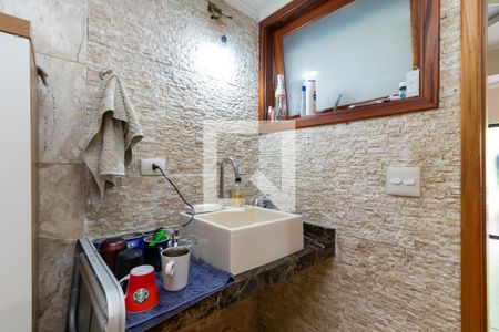 Casa à venda com 205m², 3 quartos e 2 vagasBanheiro 3