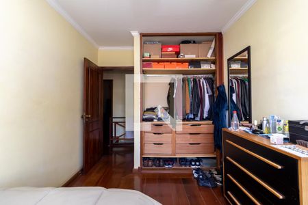 Casa à venda com 205m², 3 quartos e 2 vagasQuarto 2