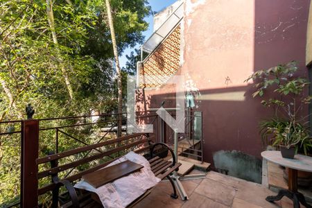 Casa à venda com 205m², 3 quartos e 2 vagasChurrasqueira