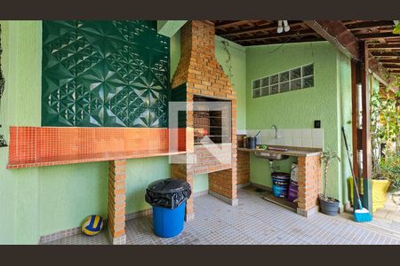 Casa à venda com 400m², 4 quartos e 3 vagasChurrasqueira