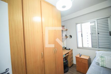 Apartamento à venda com 57m², 2 quartos e 1 vagaQuarto 2