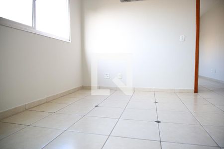 Apartamento para alugar com 40m², 1 quarto e 1 vagaSala