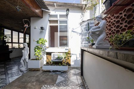 Apartamento à venda com 140m², 4 quartos e 1 vagaÁrea de Serviço