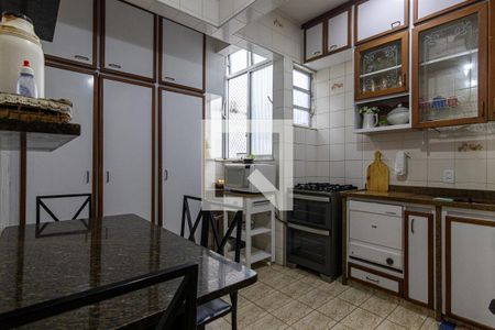 Apartamento à venda com 140m², 4 quartos e 1 vagaCozinha