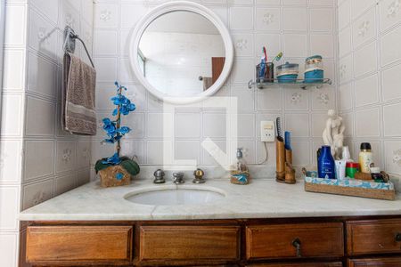 Apartamento à venda com 140m², 4 quartos e 1 vagaBanheiro Social