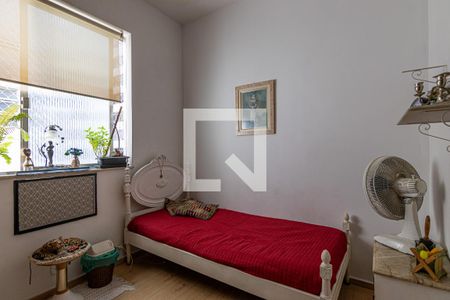 Apartamento à venda com 140m², 4 quartos e 1 vagaQuarto 2