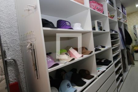 Casa à venda com 700m², 4 quartos e 8 vagasCloset da Suíte 3