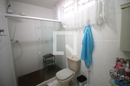 Casa à venda com 700m², 4 quartos e 8 vagasBanheira da Suíte 4