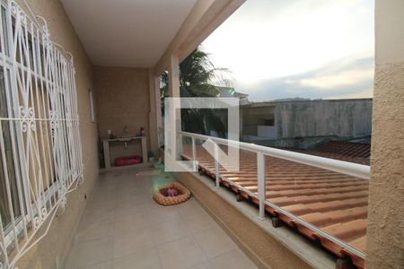 Casa à venda com 700m², 4 quartos e 8 vagasVaranda 2º Piso