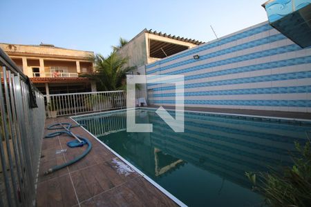Casa à venda com 700m², 4 quartos e 8 vagasPiscina
