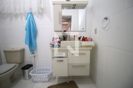 Casa à venda com 700m², 4 quartos e 8 vagasBanheira da Suíte 4