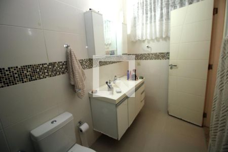 Casa à venda com 700m², 4 quartos e 8 vagasBanheiro da Suíte 3