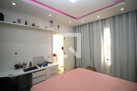 Casa à venda com 700m², 4 quartos e 8 vagasQuarto 4 - Suíte