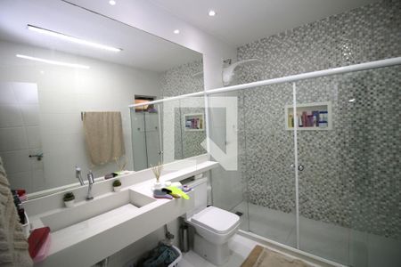 Casa à venda com 700m², 4 quartos e 8 vagasBanheiro Social