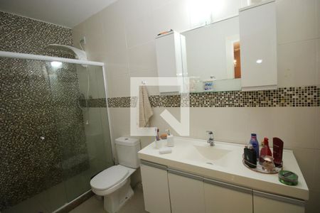 Casa à venda com 700m², 4 quartos e 8 vagasBanheiro da Suíte 3