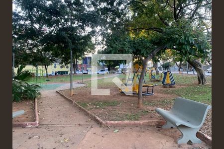 Apartamento à venda com 82m², 3 quartos e 1 vagaVsita da praça em frente ao Prédio