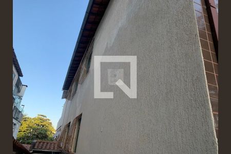 Apartamento à venda com 82m², 3 quartos e 1 vagaRevestimento lateral