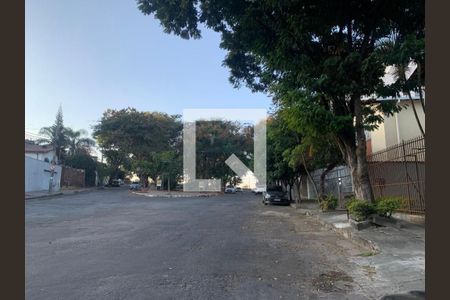 Apartamento à venda com 82m², 3 quartos e 1 vagavista da Rua