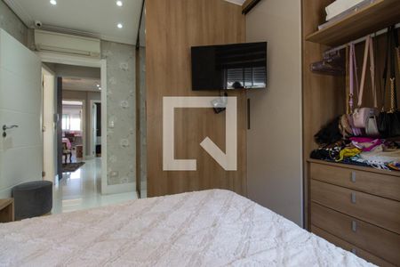 Quarto 1 de casa de condomínio para alugar com 4 quartos, 464m² em Vila Monumento, São Paulo