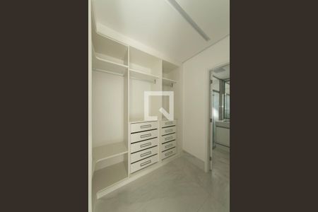 Apartamento à venda com 168m², 3 quartos e 3 vagasCloset da suíte 3