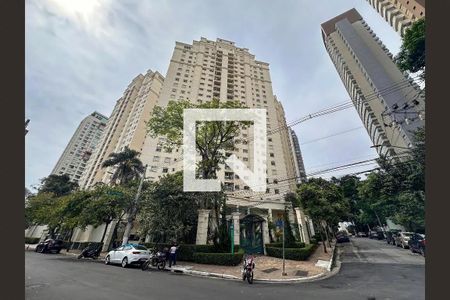 Apartamento à venda com 168m², 3 quartos e 3 vagasFachada