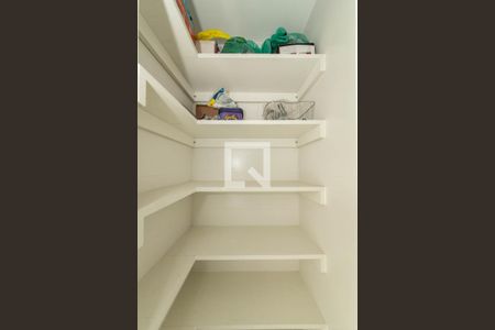 Apartamento à venda com 168m², 3 quartos e 3 vagasBanheiro de Serviço