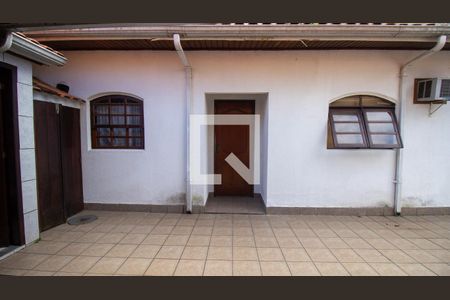 Casa à venda com 344m², 4 quartos e 4 vagasÁrea de Serviço