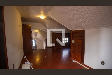 Casa à venda com 344m², 4 quartos e 4 vagasSuíte 2