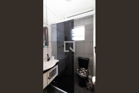 Casa à venda com 420m², 8 quartos e 3 vagas Casa à venda com 420m², 8 quartos e 3 vagasBanheiro 1