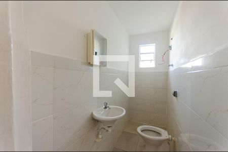 Banheiro de casa para alugar com 1 quarto, 30m² em Vila Pirituba, São Paulo