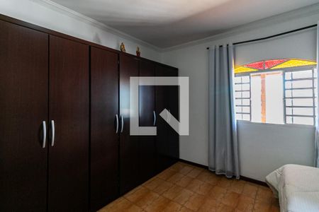 Casa à venda com 360m², 3 quartos e 8 vagasQuarto 3