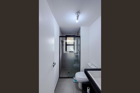 Banheiro de kitnet/studio à venda com 1 quarto, 33m² em Vila Mariana, São Paulo