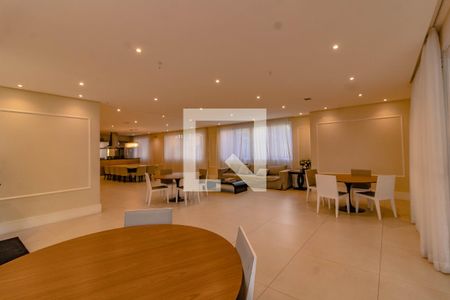 Apartamento para alugar com 67m², 2 quartos e 1 vagaÁrea comum