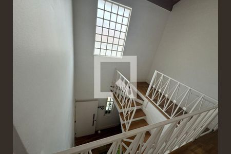 Casa à venda com 180m², 4 quartos e 2 vagas Casa à venda com 180m², 4 quartos e 2 vagasFoto 17