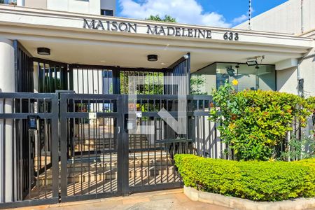 Apartamento à venda com 71m², 3 quartos e 2 vagasFachada e portaria