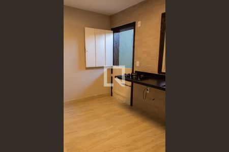 Casa de condomínio à venda com 293m², 3 quartos e 4 vagas Casa de condomínio à venda com 293m², 3 quartos e 4 vagasCOZINHA