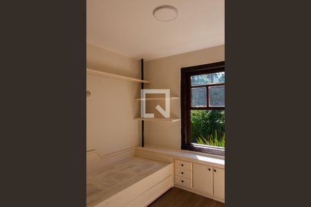 Casa de condomínio à venda com 293m², 3 quartos e 4 vagas Casa de condomínio à venda com 293m², 3 quartos e 4 vagasQUARTO 2